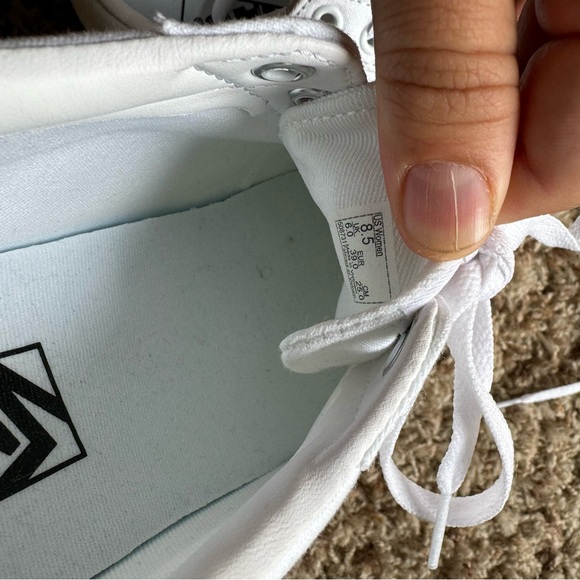 Old skool white vans - Picture 4 of 7